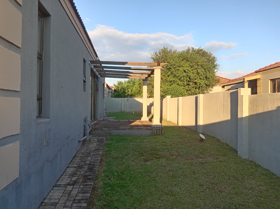 3 Bedroom Property for Sale in Flamwood North West